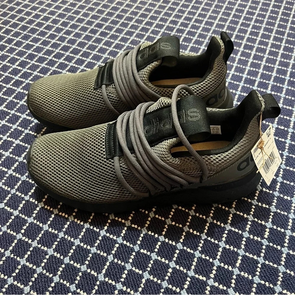NWT Adidas Lite Racer Adapt Sneakers